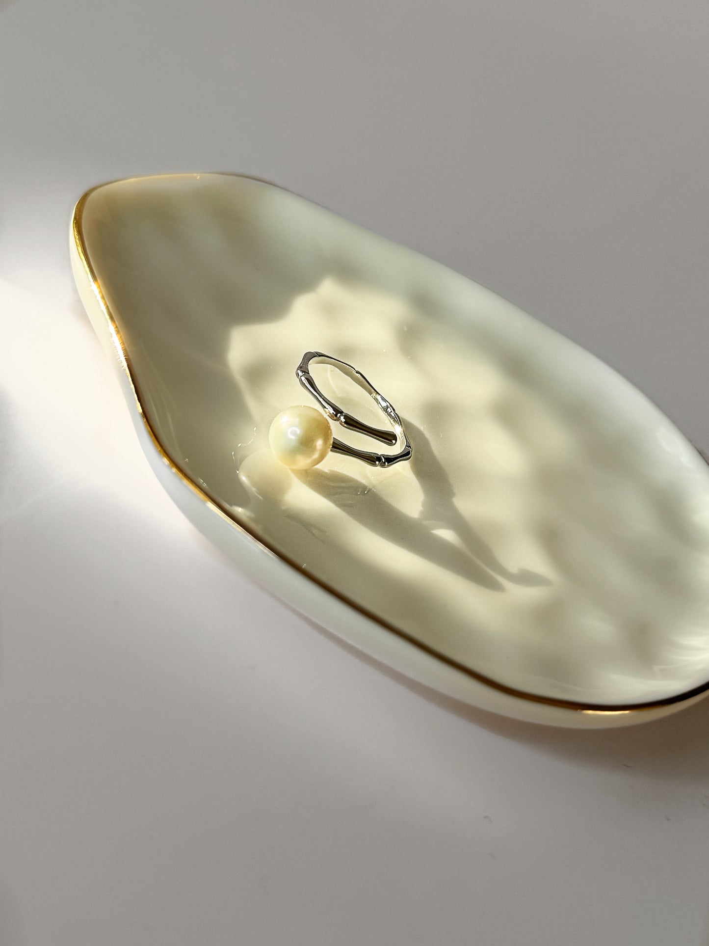 Twisted Pearl Ring