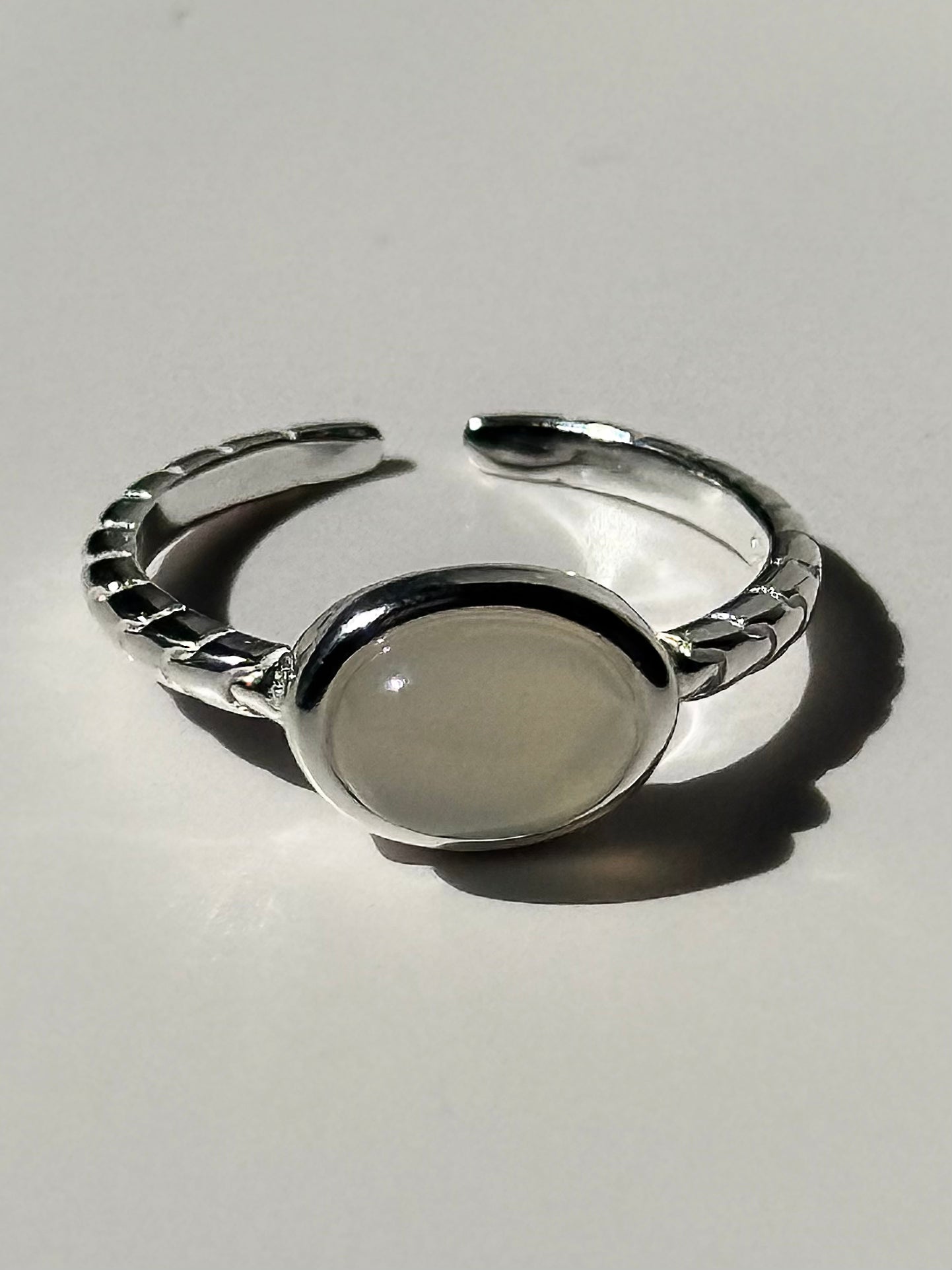 Calista Halo Ring