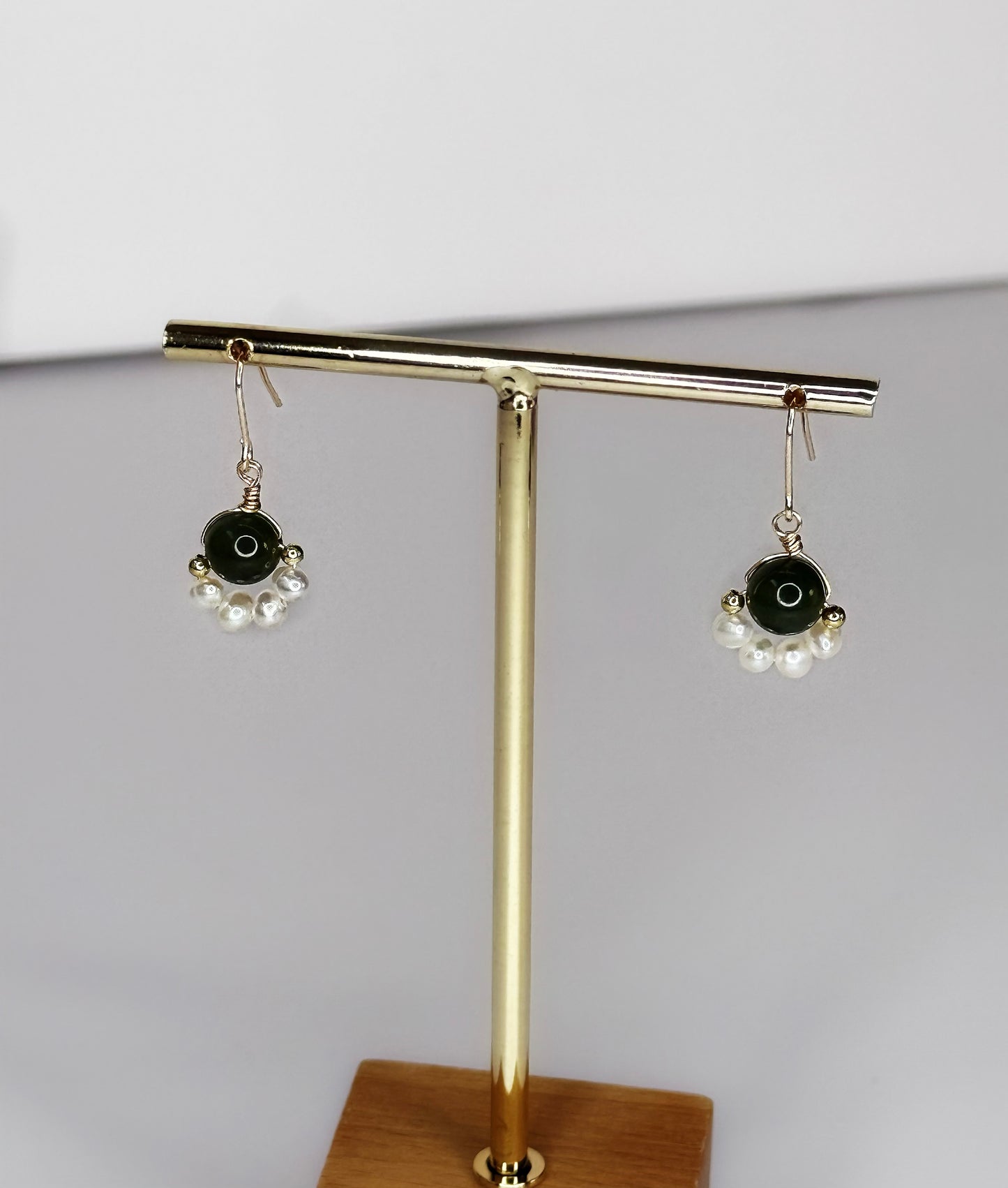 Sage Pearls Earrings