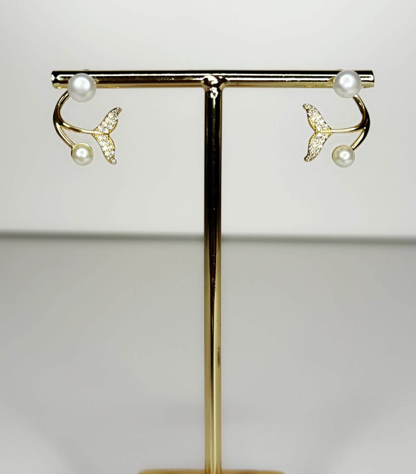 Cora Pearl Earrings