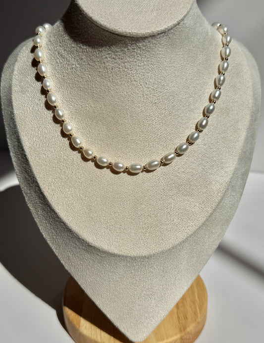 Adorn Pearl Necklace