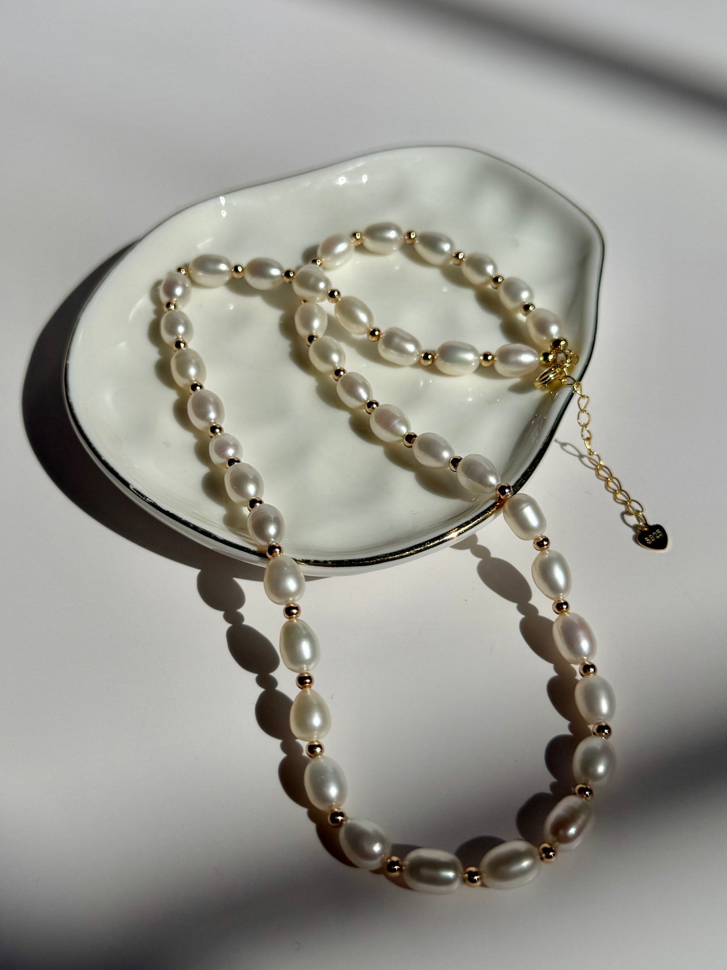 Adorn Pearl Necklace