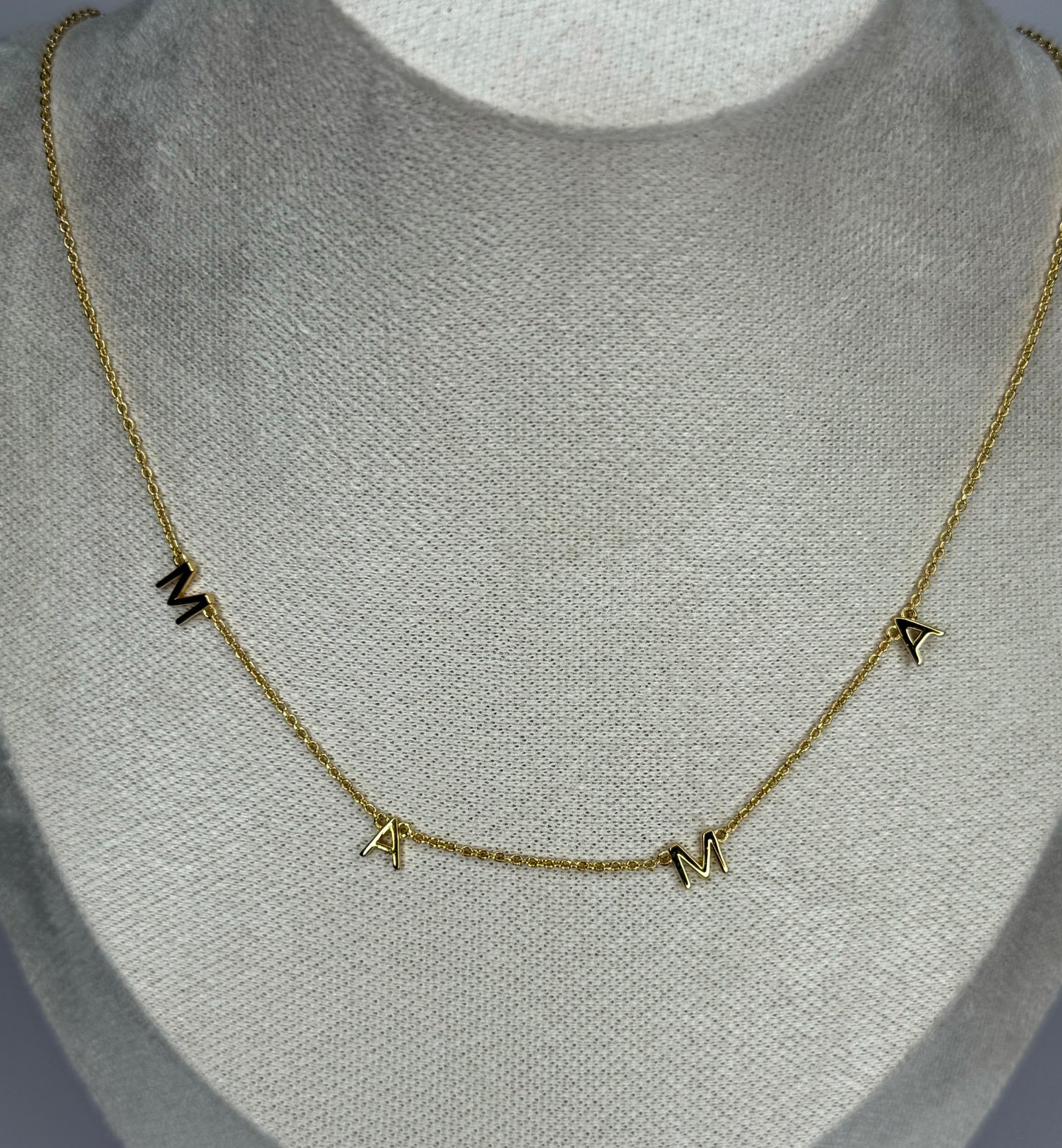 Mama Necklace
