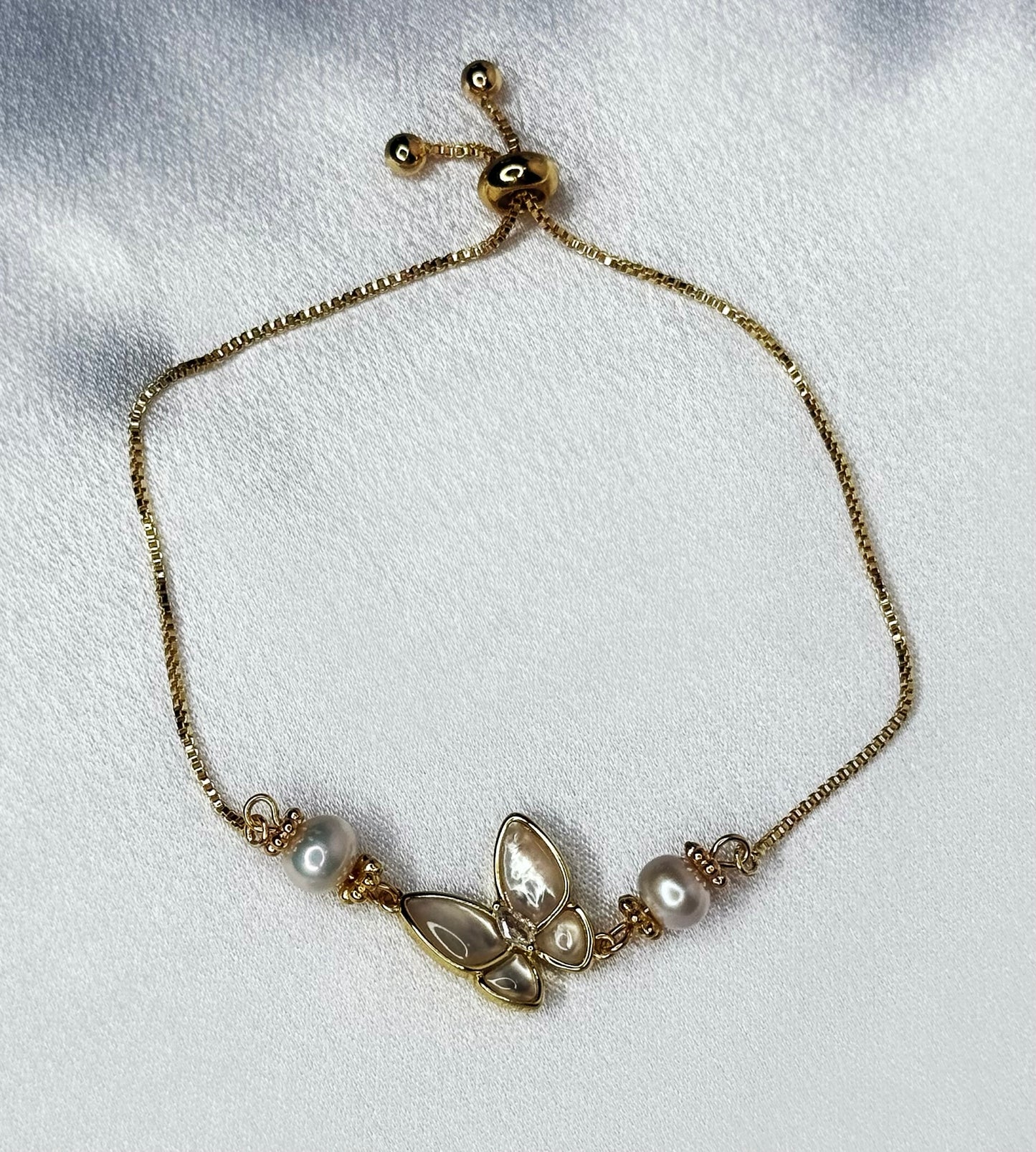 Butterfly Gold-Plated Freshwater Pearl Bracelet