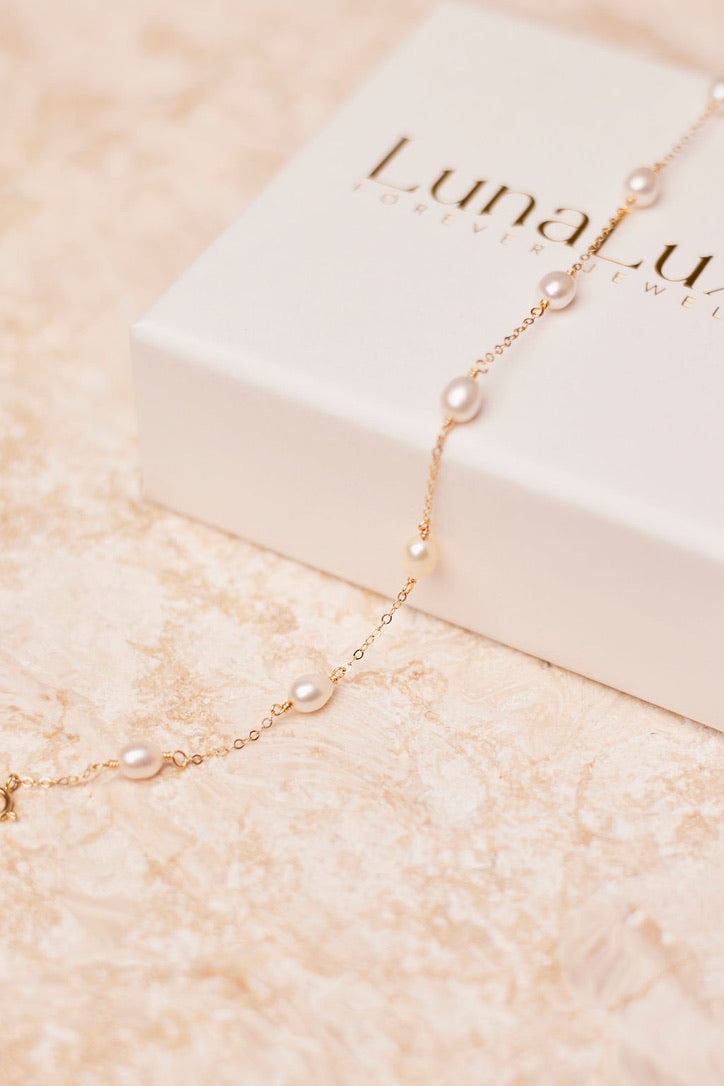 Luma Pearl Bracelet