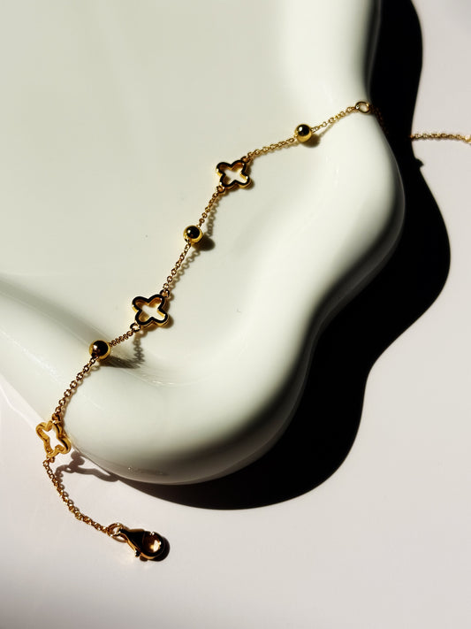 Clover Charm Bracelet