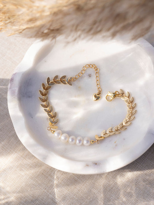 Pearl Pathway Bracelet