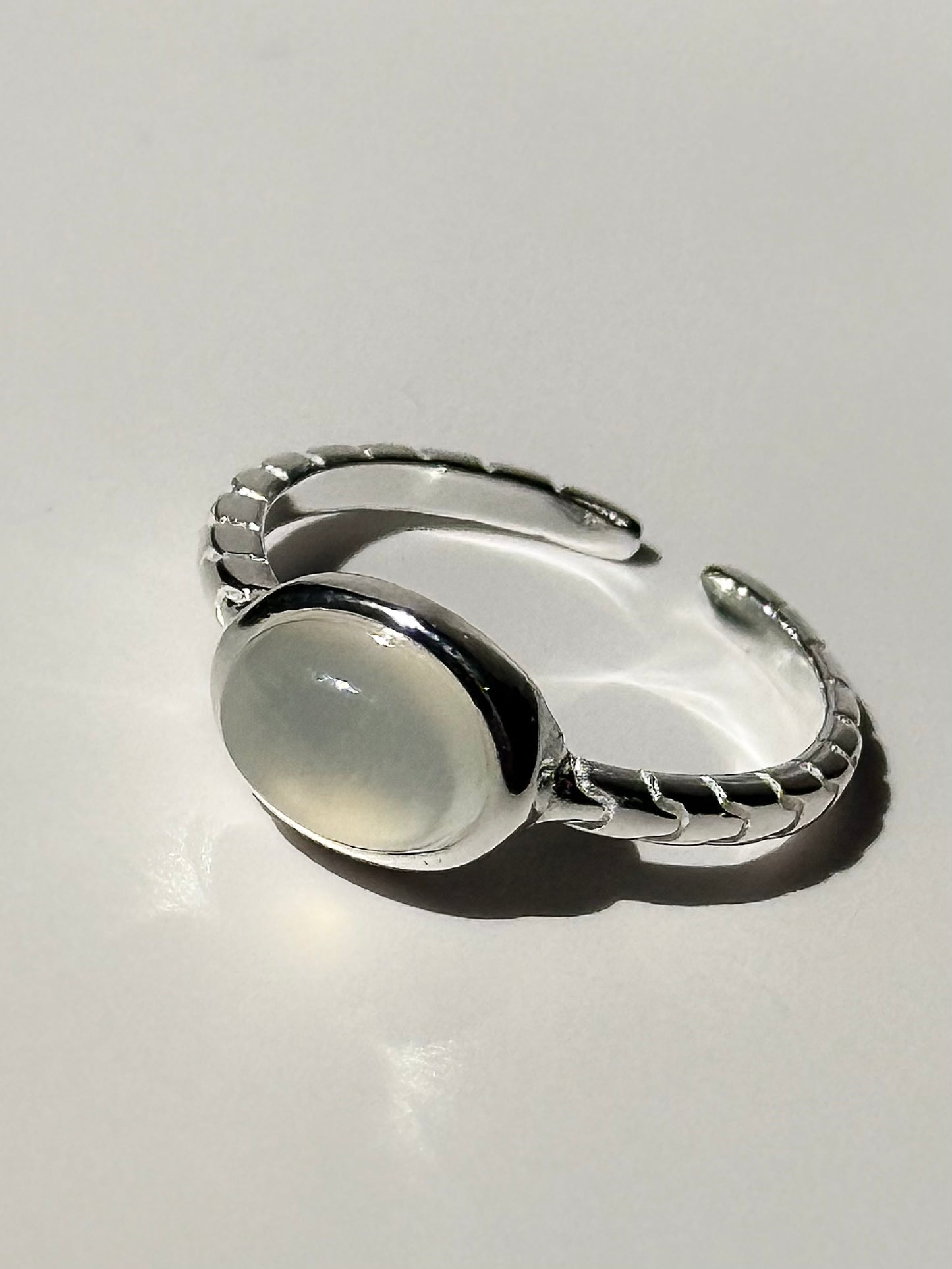 Calista Halo Ring
