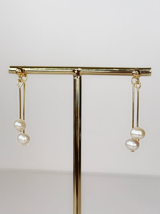 Vienna Pearl Earrings