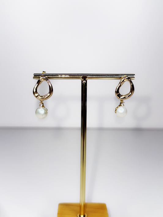 Halo Pearl Earrings