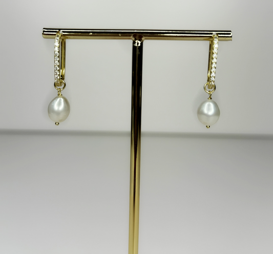 Eternal Pearl Earrings