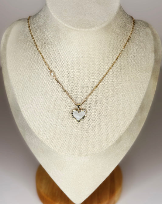Elysia Heart Necklace