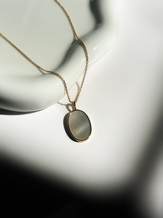 Lumi Necklace