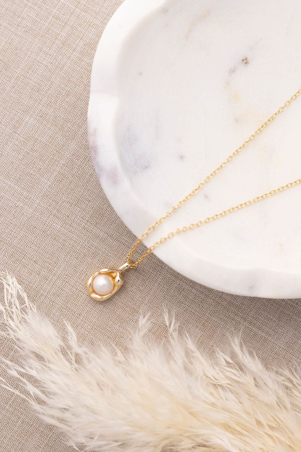Luxe Pod Necklace