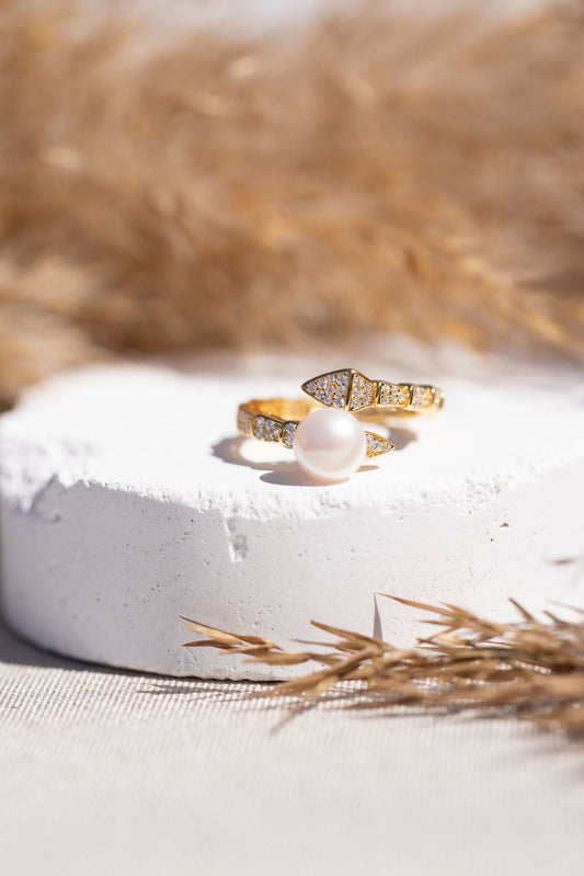 Viper Pearl Ring